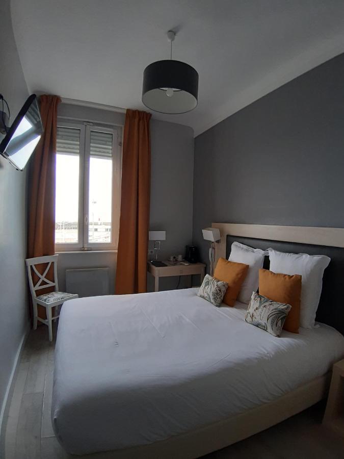 Les Embruns Hotel Trouville-sur-Mer Luaran gambar