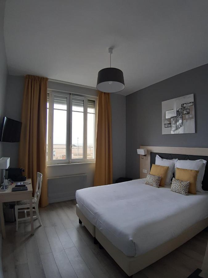 Les Embruns Hotel Trouville-sur-Mer Luaran gambar