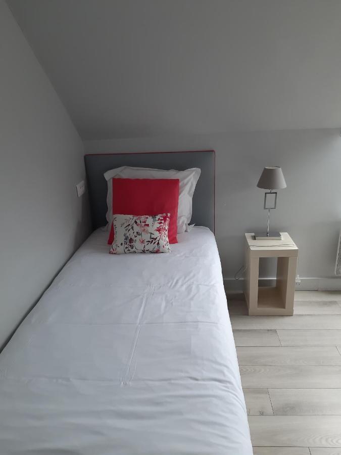 Les Embruns Hotel Trouville-sur-Mer Luaran gambar